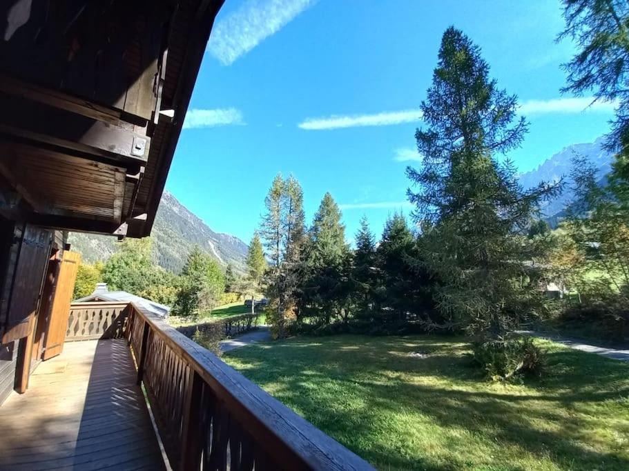 Chalet Les Charmilles - Vallee De Chamonix - 5 Chambres Ле-Уш Екстер'єр фото